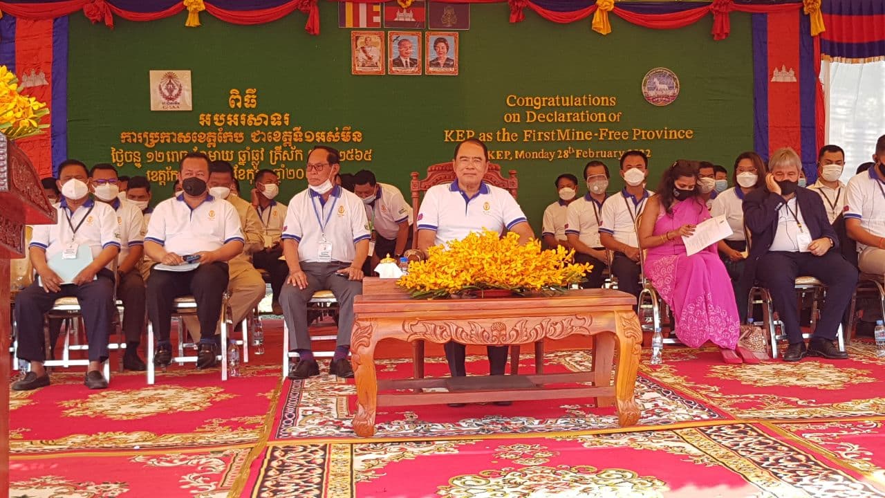 ទេស រដ្ឋមន្រ្តី លី ធុជ ៖ ខេត្ត កែប ជា ខេត្តទី១ អស់ មីន