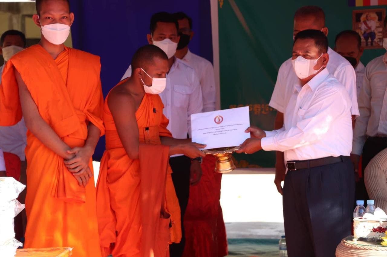 សមិទ្ធផលថ្មីៗ នៅវត្តព្រះពន្លាជ័យ ឃុំបន្ទាយស្ទោង មានតម្លៃជាង ១៥០លានរៀល ត្រូវបានដាក់សម្ពោធឲ្យប្រើប្រាស់ជាផ្លូវការ