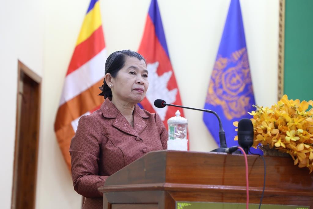 លោកជំទាវកិត្តិសង្គហបណ្ឌិត ម៉ែន សំអន លើកទឹកចិត្តមន្ត្រីមូលដ្ឋានត្រូវបន្តធ្វើអំពើល្អ និងធ្វើជាមន្ត្រីគម្រូក្នុងការបម្រើសេវាសាធារណៈជូនប្រជាជនឱ្យកាន់តែប្រសើរ