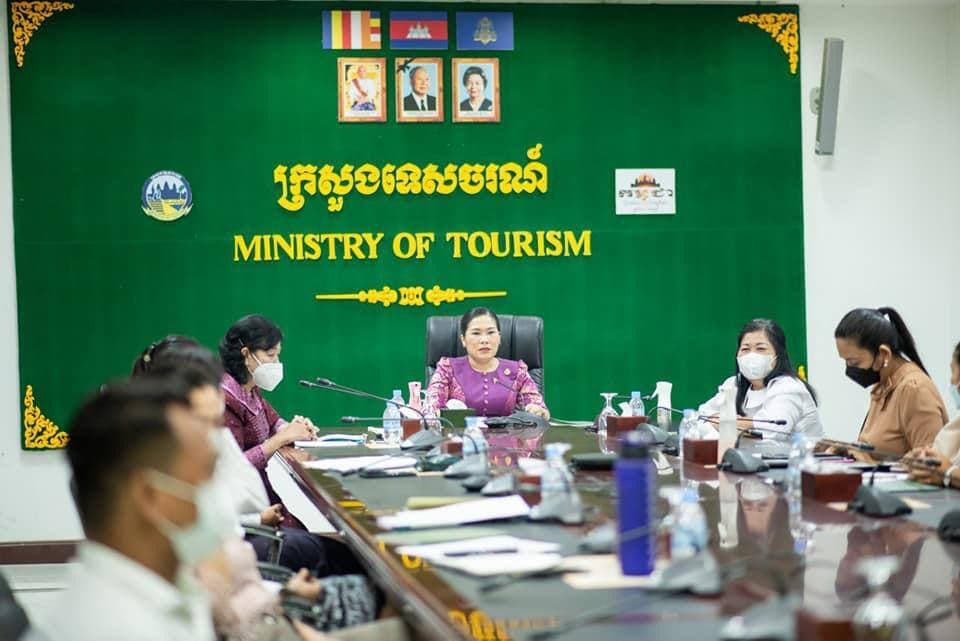 ក្រសួងទេសចរណ៍ ផ្សព្វផ្សាយខ្លឹមសារពាក់ព័ន្ធនឹងទិវាអន្តរជាតិនារី ០៨មីនា ឆ្នាំ២០២២ ក្រោមមូលបទ «សមភាពយេនឌ័រថ្ងៃនេះ ដើម្បីចីរភាពនាពេលអនាគត»