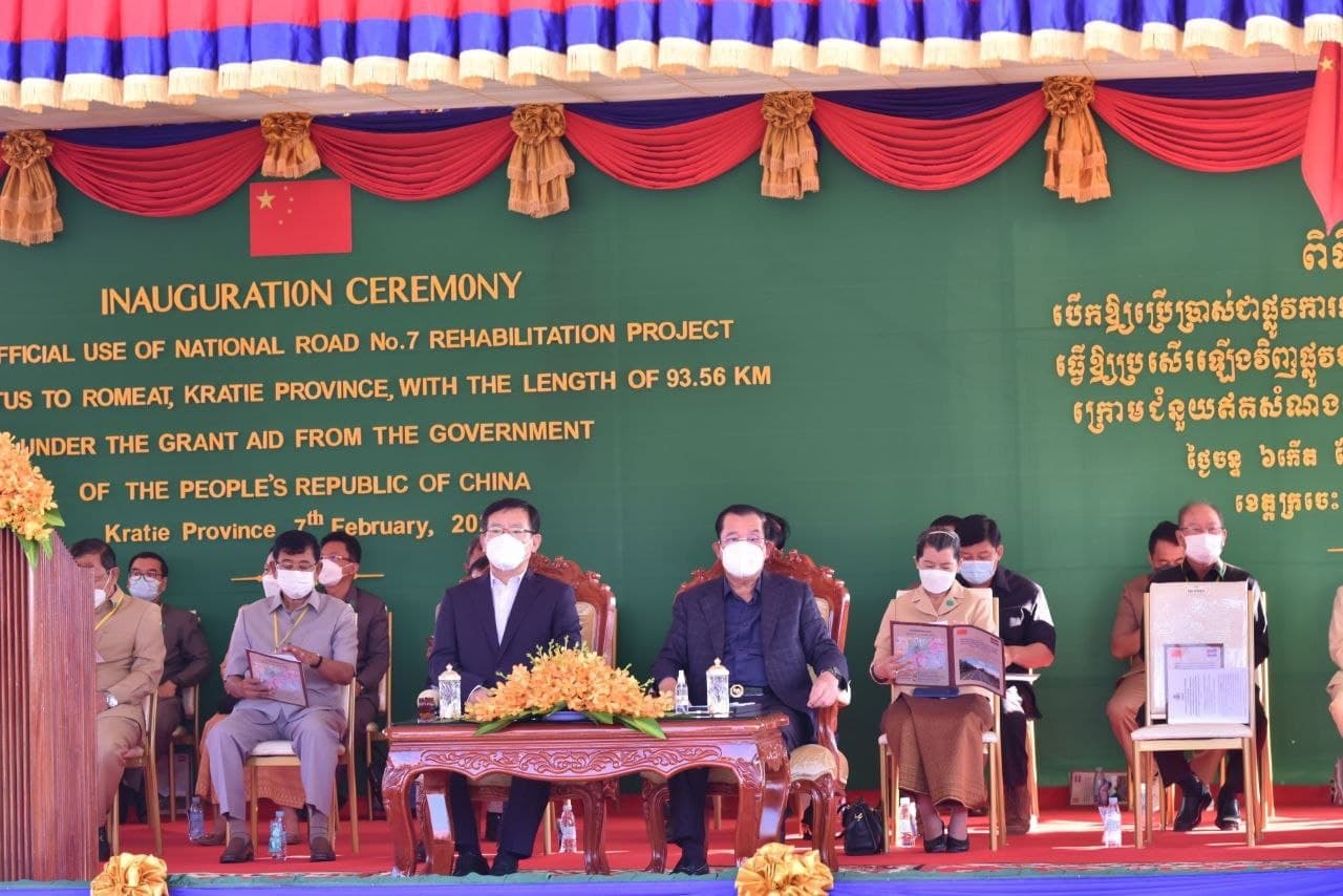 ព្រឹកនេះ សម្តេចតេជោ ហ៊ុន សែន និងទូតចិនប្រចាំកម្ពុជា នឹងអញ្ជើញសម្ពោធឱ្យប្រើប្រាស់ជាផ្លូវការកំណាត់ផ្លូវជាតិលេខ៣ ប្រវែងជាង ១៣៤គីឡូម៉ែត្រ ចាប់ពីរាជធានីភ្នំពេញ ដល់ក្រុងកំពត