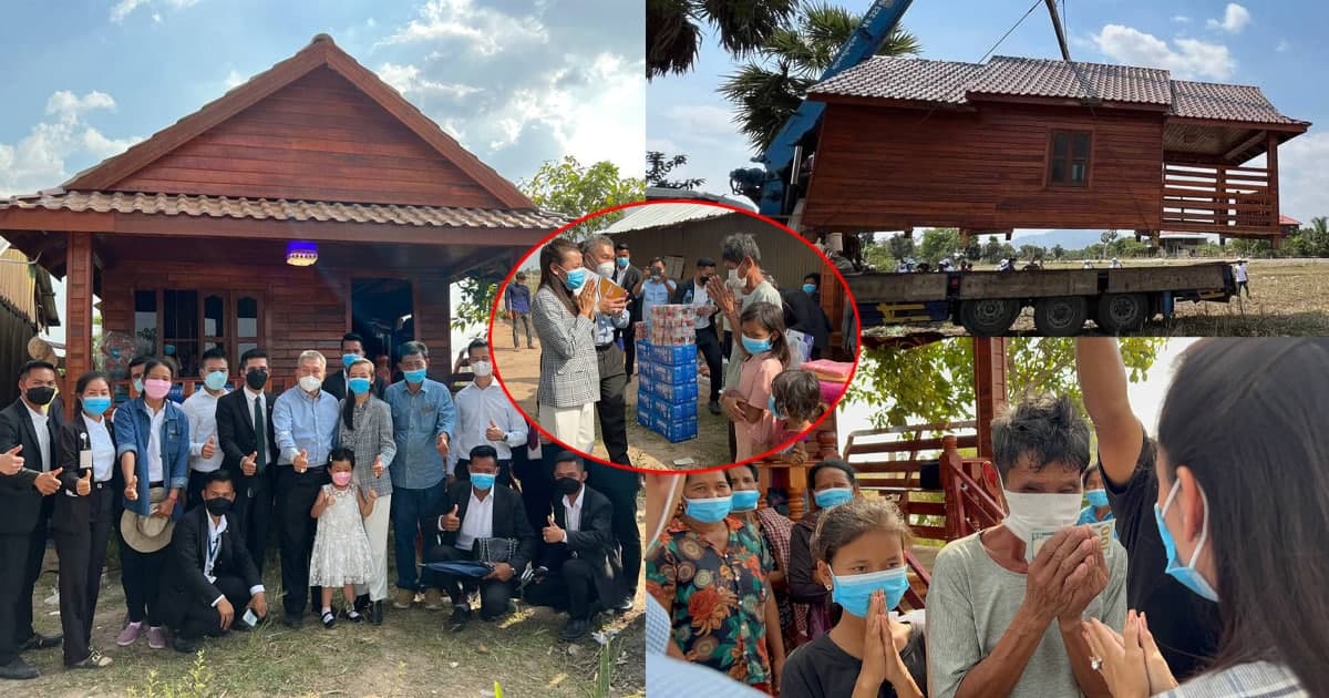 ក្រុមហ៊ុន បុរី KP ម៉ន ដានី ប្រគល់ផ្ទះឈើជូនពីរគ្រួសារក្នុងខេត្តកំពង់ស្ពឺ