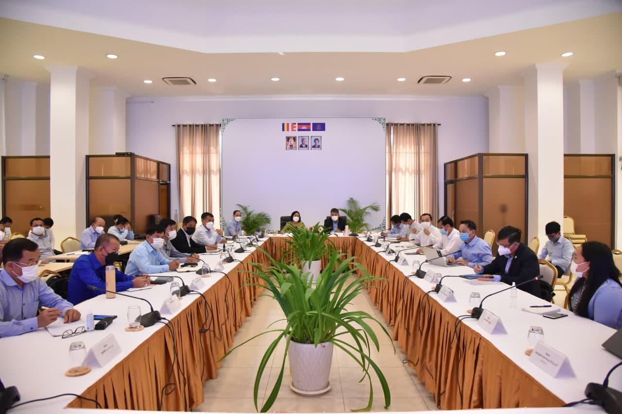 មន្រ្តីជាន់ខ្ពស់ក្រសួងបរិស្ថាន ៖ ក្រសួងបរិស្ថានមានបេសកម្មចម្បង ក្នុងការលើកកម្ពស់ជីវភាពប្រជាសហគមន៍ ការផ្តល់ជម្រើសមុខរបរ សំដៅកាត់បន្ថយការពឹងផ្អែកលើធនធានធម្មជាតិទាំងស្រុង