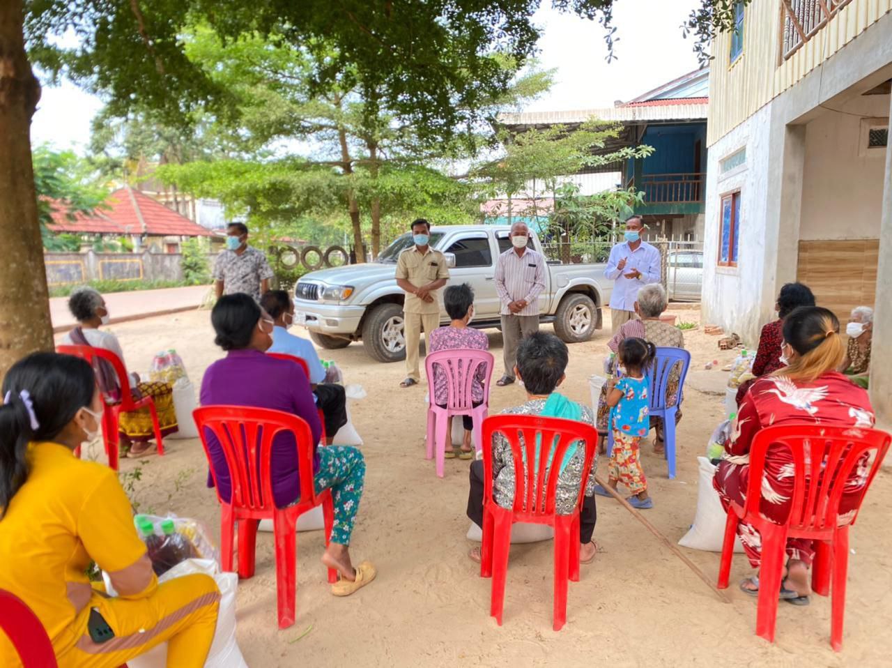មន្ត្រីសាធារណៈពីគណបក្សប្រជាជនកម្ពុជា លះបង់កម្លាំងកាយចិត្ត ប្រាជ្ញាស្មារតី និងធនធានដើម្បីប្រជាពលរដ្ឋ