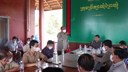 អាជ្ញាធរខេត្តកំពតចុះអនុវត្តវិធានការក្តៅដើម្បីបើកផ្លូវជូនពលរដ្ឋដែលរងការរំលោភបំពានដោយបុគ្គលបិទរបងផ្លូវជាច្រើនឆ្នាំ