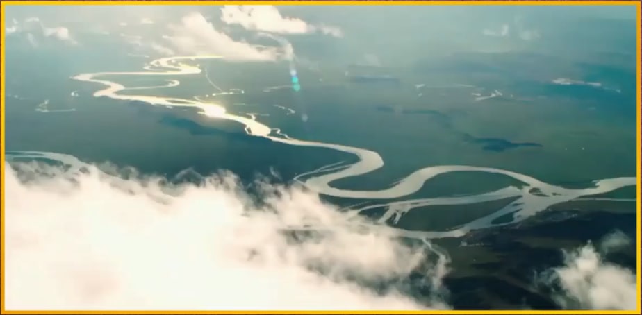 ទន្លេ Yangtze ដែលមានប្រវែងជាង ៦ ៤០០គីឡូម៉ែត្រ ជាទន្លេដែលវែងជាងគេលំដាប់ទី៣លើពិភពលោក