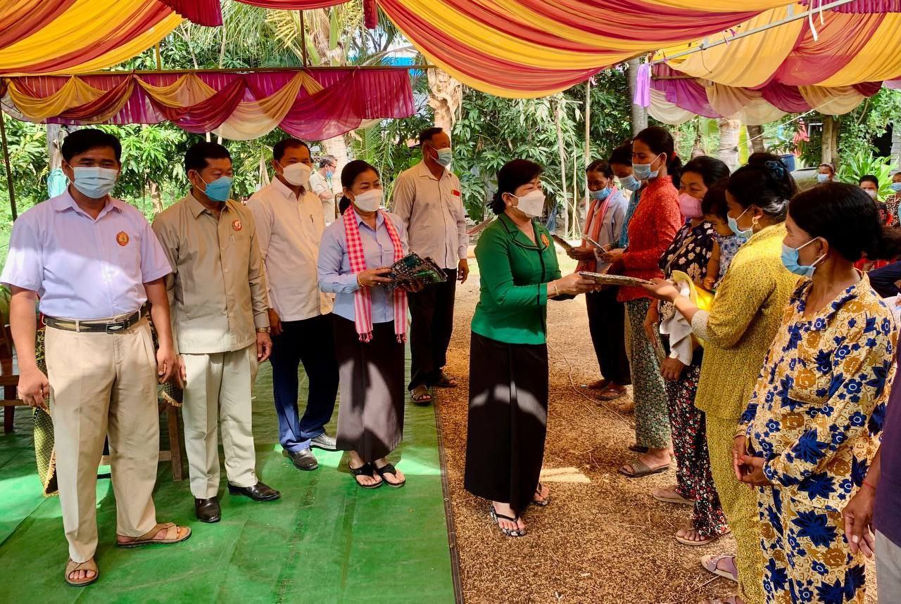 ប្រធានក្រុមការងារចុះមូលដ្ឋានស្រុកកំពង់ស្វាយ ៖ ការមករួមរស់ជាមួយគណបក្សប្រជាជនរបស់បងប្អូននៅពេលនេះគឺមិនមានការបង្ខិតបង្ខំឡើយ
