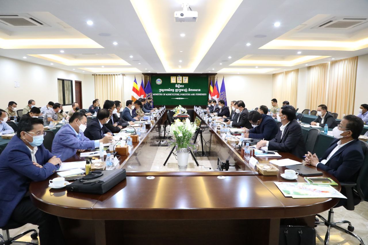 ក្រសួងកសិកម្ម រុក្ខាប្រមាញ់ និងនេសាទ រួមជាមួយក្រសួងពាក់ព័ន្ធ និងអាជ្ញាធរខេត្តទាំង៦ ដែលនៅជាប់បឹងទន្លេសាប បើកកិច្ចប្រជុំអន្តរក្រសួងលើកទី២ ទាក់ទងបញ្ហាបង្រ្កាបបទល្មើសជលផលលើបឹងទន្លេសាប