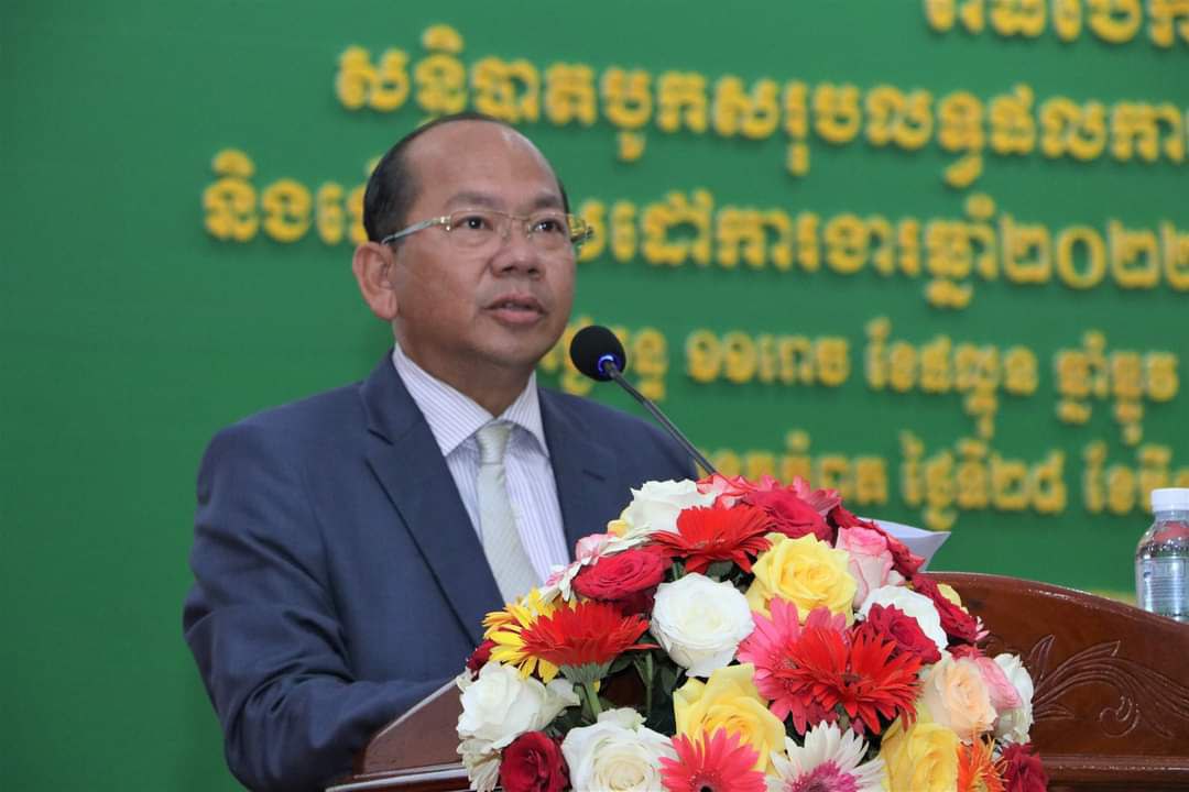 អភិបាលខេត្តកំពត ដាក់ផែនការជំរុញដល់អាជ្ញាធរក្រុង ស្រុក មន្ទីរជំនាញបន្តខិតខំបំពេញការងារ និងផ្តល់សេវាជូនប្រជាពលរដ្ឋក្នុងខេត្តឱ្យកាន់តែប្រសើថែមទៀត