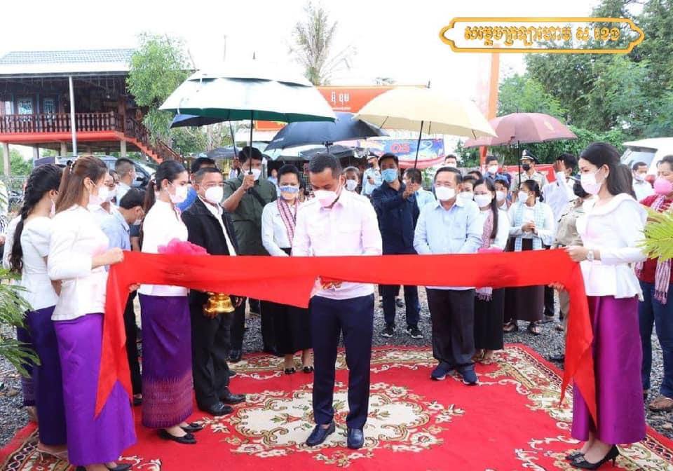 អគារសិក្សា អគារទីចាត់ការ តុគ្រូ និងតុសិស្ស បង្គន់អនាម័យ និងបន្ទប់ទឹក ជាអំណោយដ៏ថ្លៃថ្លារបស់សម្តេចក្រឡាហោម ស ខេង និងលោកជំទាវ ត្រូវបានសម្ភោធដាក់ឲ្យប្រើប្រាស់
