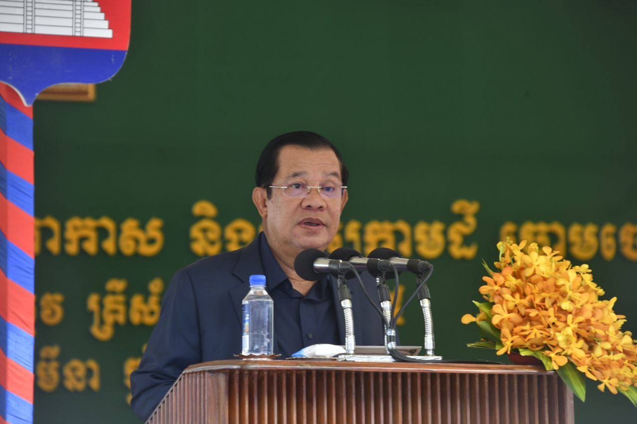 ប្រមុខរាជរដ្ឋាភិបាលកម្ពុជា ចង់ឱ្យក្រសួងសេដ្ឋកិច្ចត្រៀមលក្ខណៈរក្សាប្រេងទុក