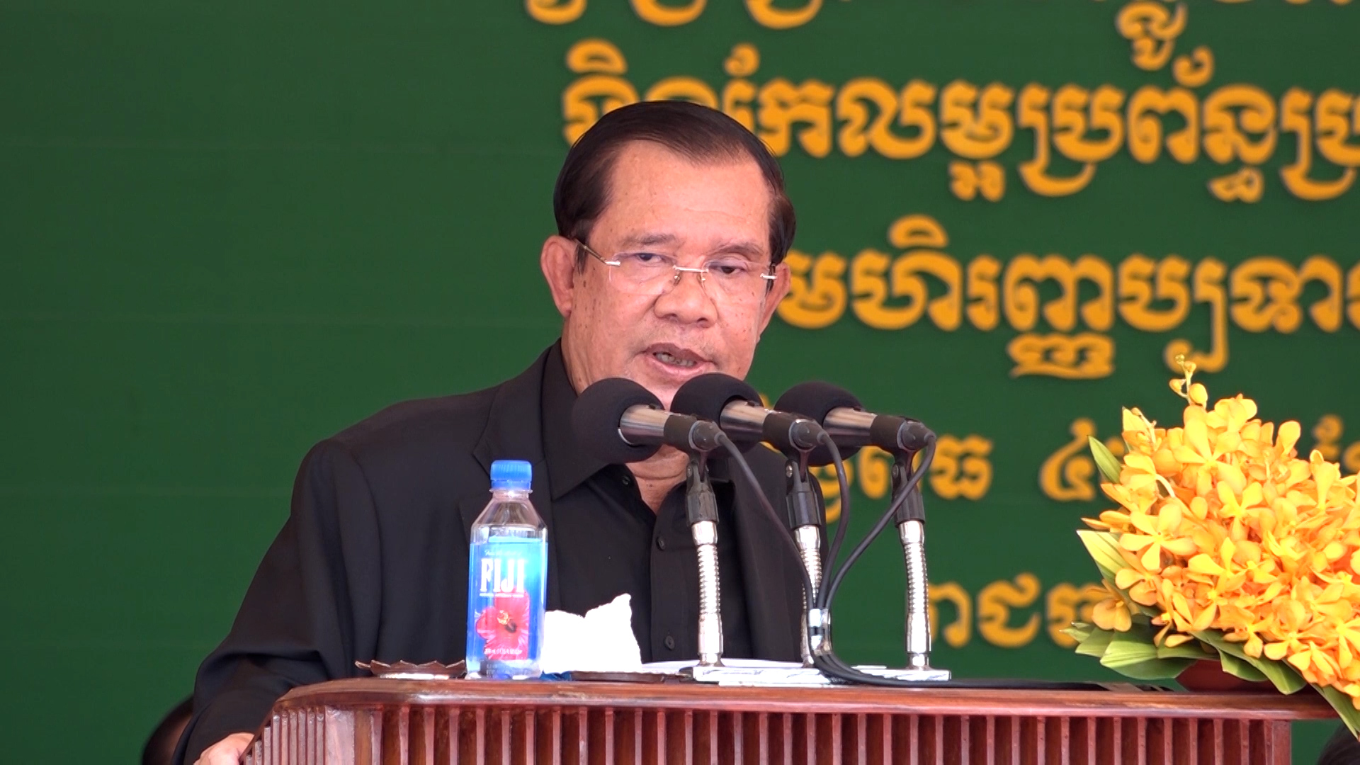 សម្តេចតេជោ ហ៊ុន សែន បញ្ជាក់ថា កត្តាកើតឡើងនូវតំបន់​ទេសចរណ៍ថ្មី ហៅថា ទេសចរផ្សាភ្ជាប់ទឹកដី