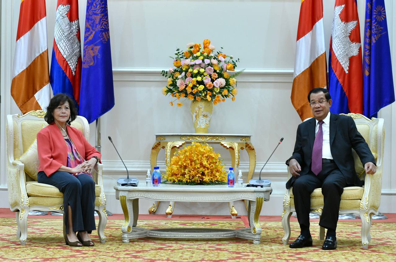 សម្ដេចតេជោ ហ៊ុន សែន អនុញាតិឱ្យប្រេសិត ពិសេសអគ្គលេខាធិការអង្គការសហប្រជាជាតិ សម្រាប់មីយ៉ាន់ម៉ា ចូលជួបសម្ដែងការគួរសម និងពិភាក្សាការងារ នៅវិមានសន្តិភាព
