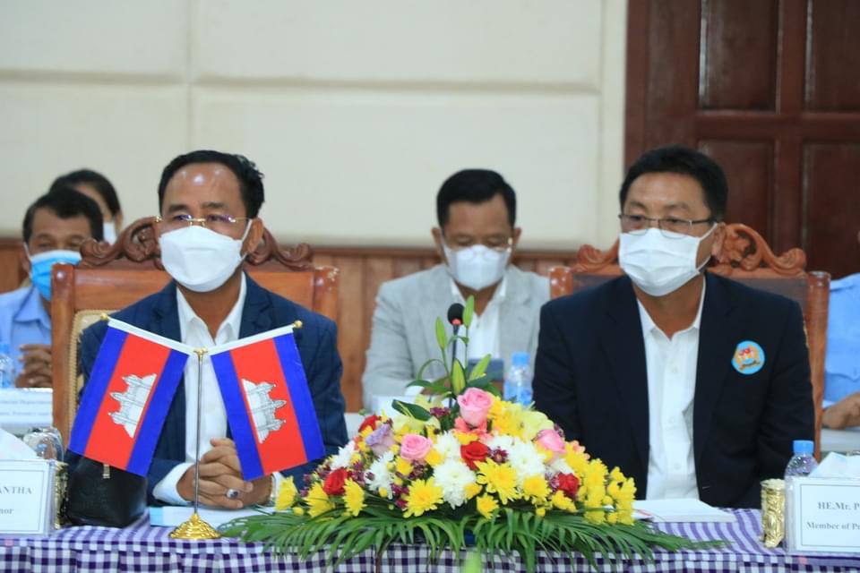 គណៈប្រតិភូរបស់ខេត្តដុងថាប់ វៀតណាម អញ្ជើញបំពេញទស្សនកិច្ច ខេត្តបន្ទាយមានជ័យ