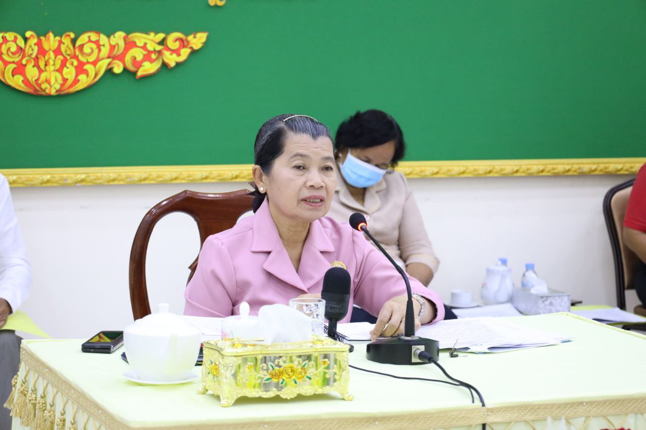 លោកជំទាវកិត្តិសង្គហបណ្ឌិត ម៉ែន សំអន ៖ សមាជិកគណបក្សប្រជាជនត្រូវចេះផ្សព្វផ្សាយ អំពីសមិទ្ធិផលធំៗ ដែលគណបក្សសម្រេចបានជូនដល់ប្រជាពលរដ្ឋនៅមូលដ្ឋាន