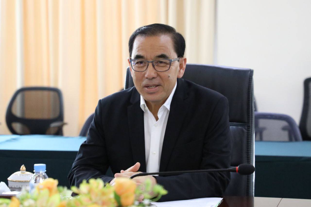 ឯកអគ្គរាជទូតចក្រពភអង់គ្លេសប្រចាំកម្ពុជា ជួបពិភ្សាការងារ ជាមួយរដ្ឋមន្ត្រីក្រសួងកសិកម្ម ដើម្បីស្វែងយល់បន្ថែម ពីបញ្ហាប្រឈម នៃវិស័យកសិកម្ម