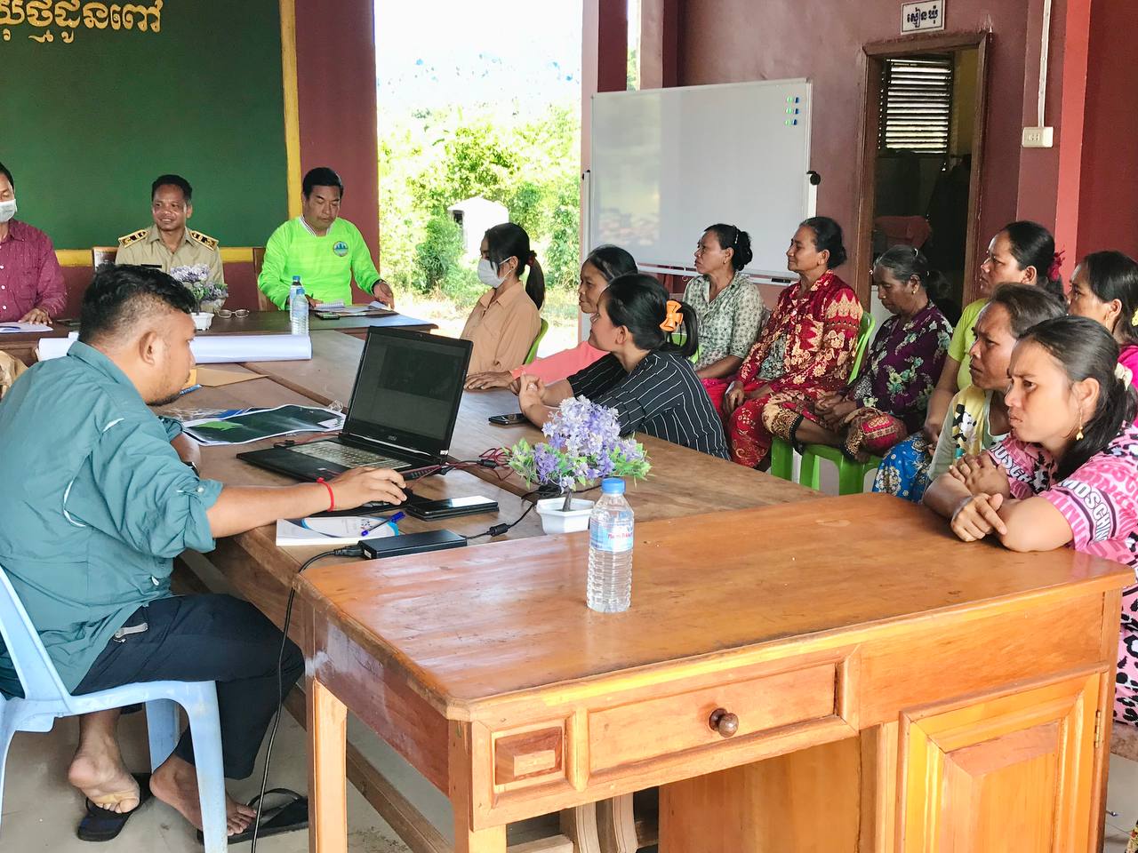 ក្រុមការងារនៃគម្រោង CSLEP ធ្វើការសិក្សា ប្រមូលព័ត៌មាន និងកំណត់ទីតាំងតំបន់ អភិរក្ស  បេតិកភណ្ឌវប្បធម៌-ធម្មជាតិ របស់ជនជាតិដើមភាគតិច”ជង”នៅកោះកុង