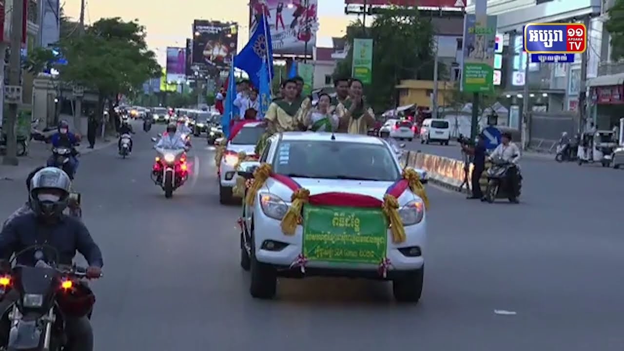 សម្តេចតេជោ ហ៊ុន សែន អបអរសាទរកីឡាករកម្ពុជាទទួលបានមេដាយកីឡាស៊ីហ្គេម (Video Inside)