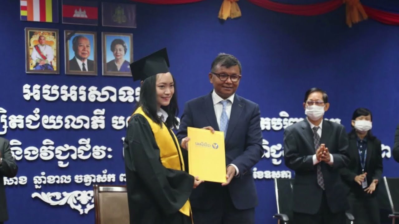 រដ្ឋមន្ដ្រីអប់រំបានគូសបញ្ជាក់ឲ្យដឹងថា ការសិក្សាជាសកម្មភាពពេញមួយជីវិត ព្រោះពេលណាក៏ដោយក៏ត្រូវរៀន ត្រូវយល់ដឹង និងត្រូវស្រាវជ្រាវ (Video Inside)
