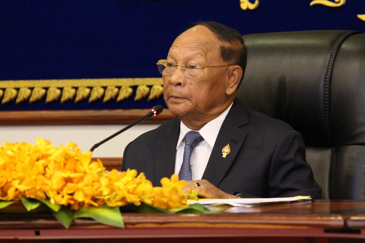 សម្ដេចអគ្គមហាពញាចក្រី ហេង សំរិន ដឹកនាំកិច្ចប្រជុំគណៈកម្មាធិការអចិន្ត្រៃយ៍រដ្ឋសភា