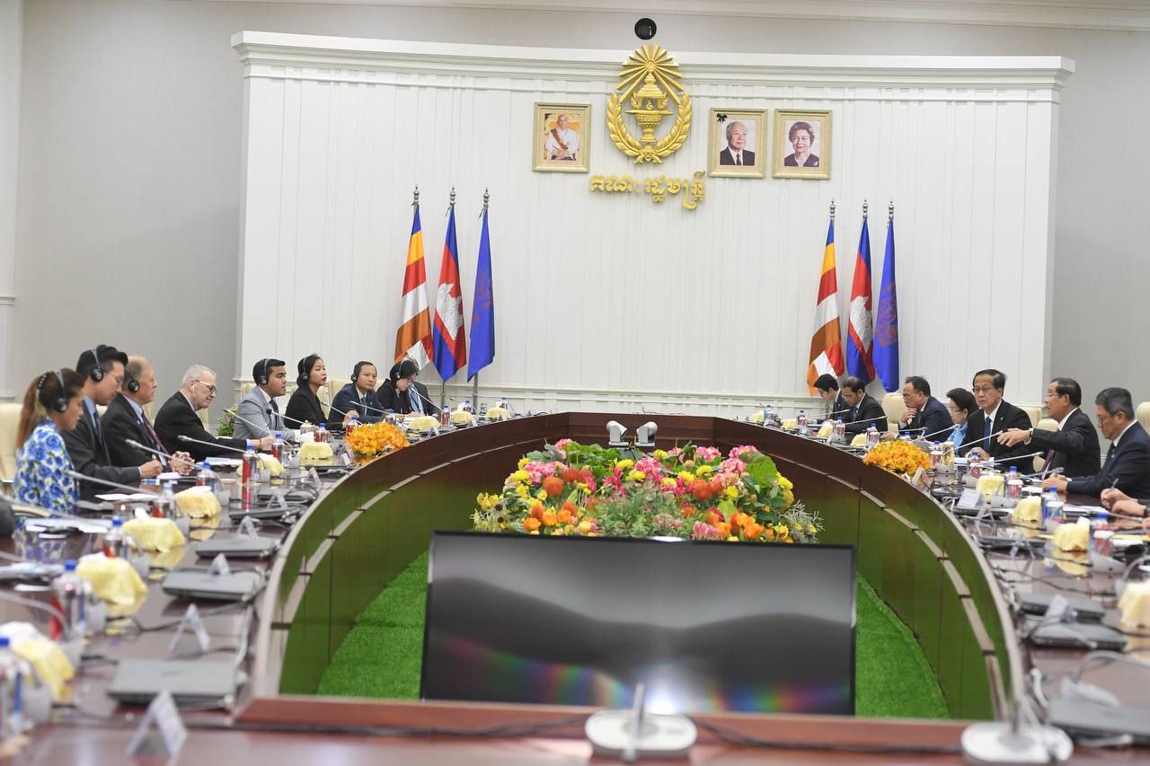 សម្ដេចតេជោ ហ៊ុន សែន ស្វាគមន៍ការបង្កើតរោងចក្រដំឡើង រថយន្ត នៅខេត្តពោធិ៍សាត់ និងលើកទឹកចិត្តឲ្យក្រុមហ៊ុនទាំងអស់ ស្វែងរកសក្ដានុពលអាទិភាពដើម្បីវិនិយោគ