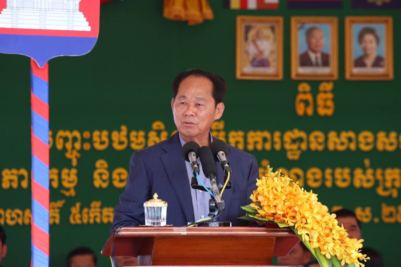គម្រោងវិនិយោគមជ្ឈមណ្ឌលភស្តុភារកម្ម និងកំពង់ផែពហុបំណងក្នុងខេត្តកំពត ចាយទុនប្រមាណ ១,៥០០លានដុល្លារ បានបើកការដ្ឋានសាងសង់ ដើម្បីពង្រីកសក្តានុពលនៃការដឹកជញ្ជូនតាមសមុទ្រ