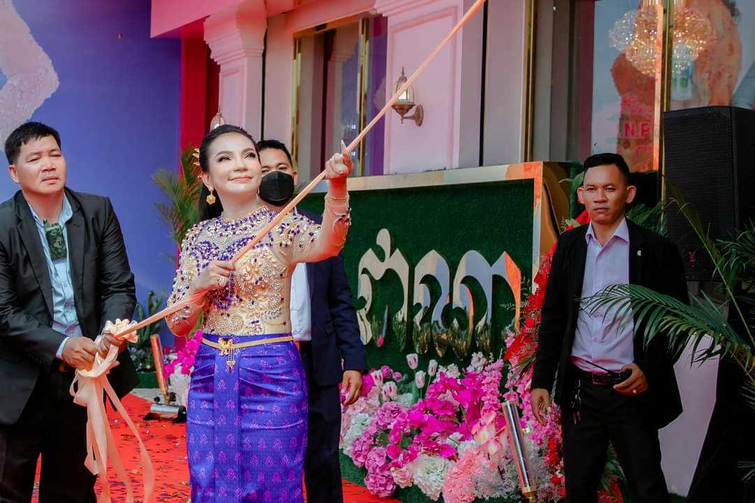 អគារពាណិជ្ជកម្មថ្មី របស់ក្រុមហ៊ុន ដាណា ទ្រី សម្ភោធប្រើប្រាស់ជាផ្លូវការ ដើម្បីបម្រើជាសាធារណៈសម្រាប់អាជីវករទូទៅ ឬតំណាងចែកចាយក្រុមហ៊ុនទូទាំងប្រទេស