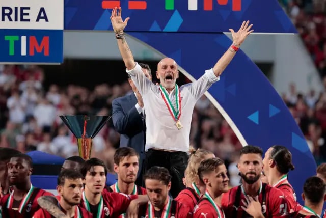 ក្រុម AC Milan ក្លាយជាម្ចាស់ជើងឯកពាន Serie A ជាលើកដំបូង ក្នុងរយៈពេល ១១ឆ្នាំ