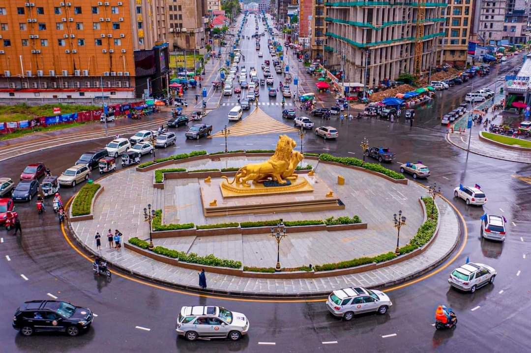 សម្រស់ស្រុកយើង