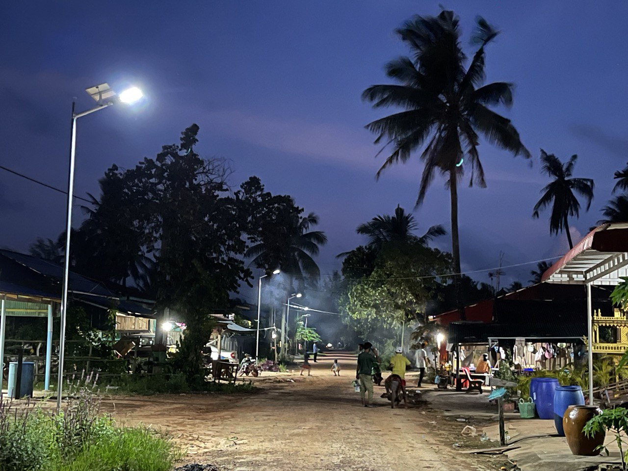 មូលដ្ឋាននៅក្នុងស្រុកស្ទឹងហាវ ខេត្តព្រះសីហនុ ត្រូវបានបំភ្លឺដោយពន្លឺសូឡា