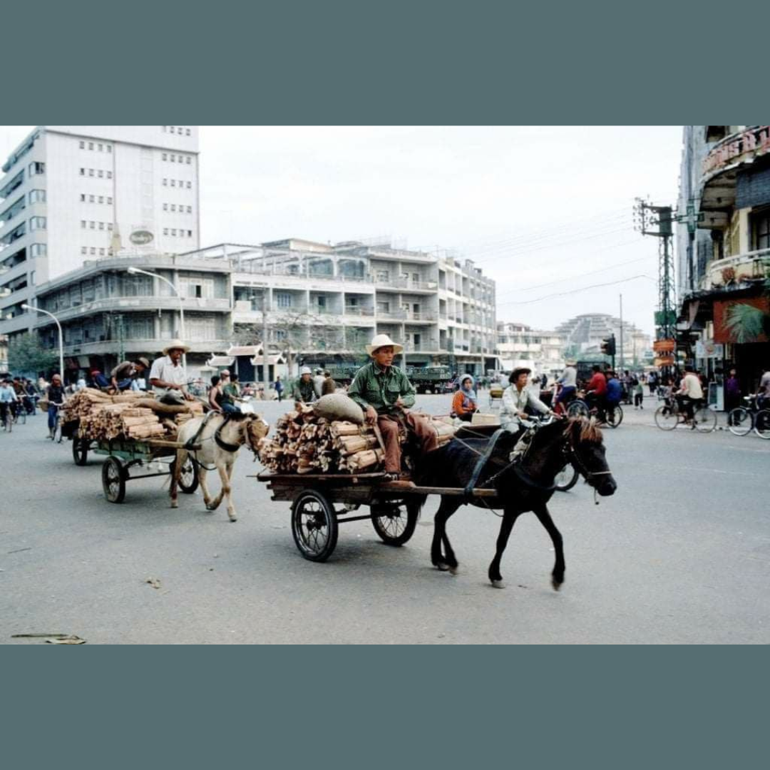 កម្ពុជានាអតីតកាល និងបច្ចុប្បន្ន
