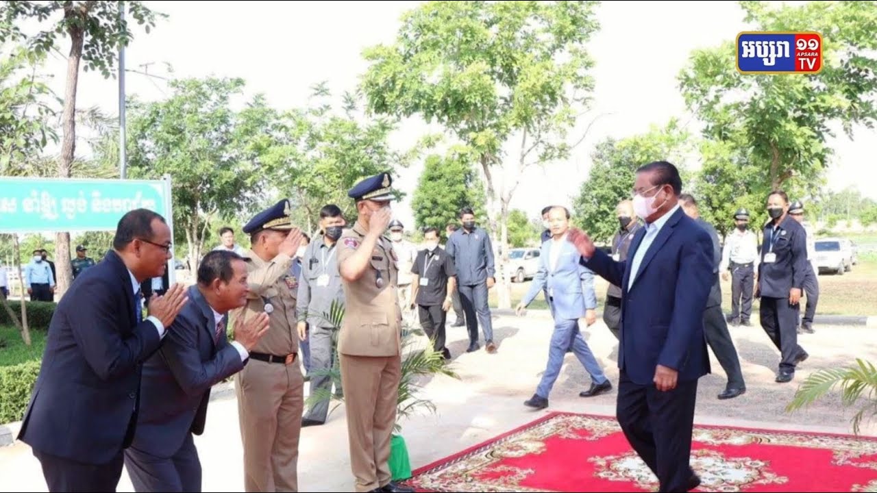 សម្ដេចក្រឡាហោម ស ខេង ណែនាំដល់សិស្សនគរបាលជ័យលាភីទាំងអស់ត្រូវយកចំណេះដឹងជំនាញទៅប្រើប្រាស់ឲ្យមានប្រយោជន៍ដល់អង្គភាព និងការពារសង្គមជាតិយើង ដើម្បីរក្សាបាននូវភាពសុខសាន្តជូនដល់ប្រជាពលរដ្ឋ (Video Inside)
