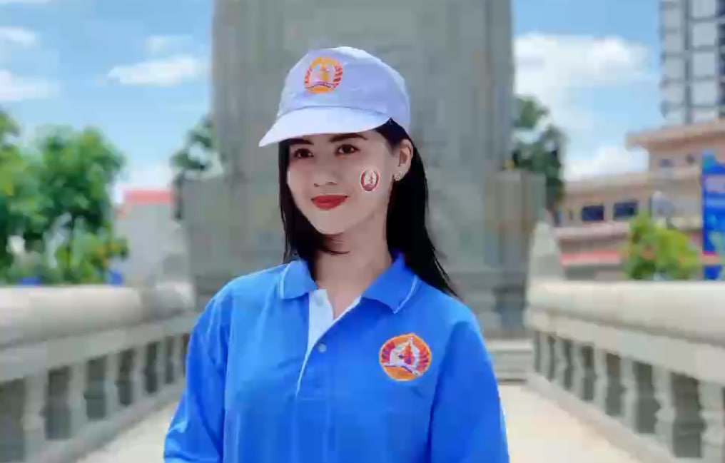 អ្នកណាមិនស្នេហ៍?