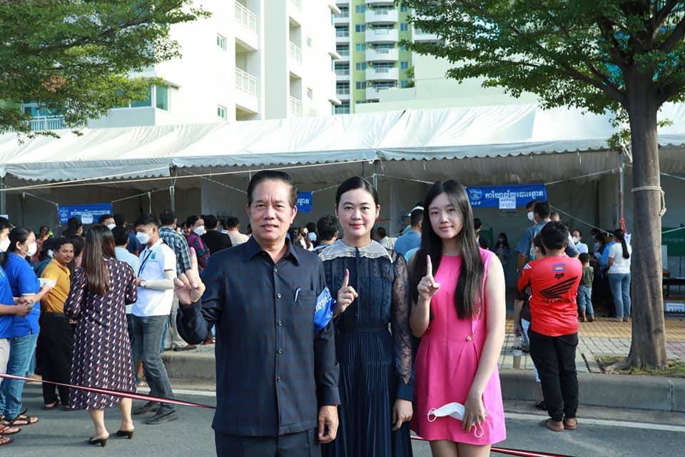 ឯកឧត្តម ឃួង ស្រេង ថ្លែងអំណរគុណសមាជិក សមាជិកា និងពលរដ្ឋនៅរាជធានីភ្នំពេញ សម្រាប់ការគាំទ្រ និងបោះឆ្នោតជូនគណបក្សប្រជាជនកម្ពុជា រហូតទទួលបានតំណែងចៅសង្កាត់ទាំង១០៥