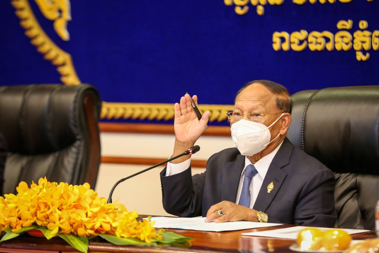 គណៈកម្មាធិការអចិន្រ្តៃយ៍រដ្ឋសភា បានអនុម័តទទួលស្គាល់ ឯកឧត្តម ចាប ម៉ុច ជាតំណាងរាស្រ្តថ្មីមណ្ឌលខេត្តកណ្តាល ជំនួសឯកឧត្តមសន្តិបណ្ឌិត ឌុល គឿន ដែលទទួលមរណភាព