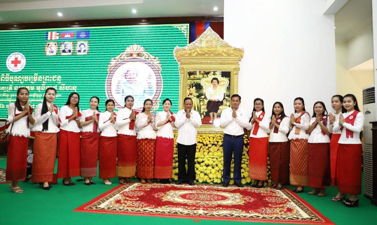 ខេត្តកំពង់ចាម បានប្រារព្ធ ព្រះរាជពិធីបុណ្យចម្រើនព្រះជន្មាយុ សម្តេចព្រះមហាក្សត្រី នរោត្តម មុនិនាថ សីហនុ គម្រប់ ៨៦ព្រះវស្សា យាងចូល ៨៧ព្រះវស្សា