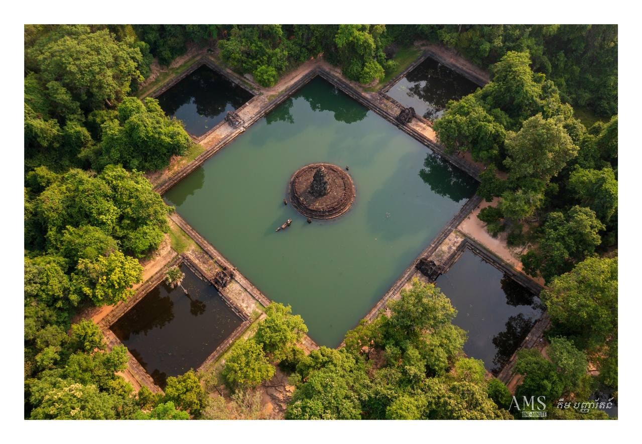 ប្រាសាទនាគព័ន្ធមានរូបសំណាកតំណាងធាតុទាំងបួន៖ “ទឹក ដី ភ្លើង ខ្យល់”