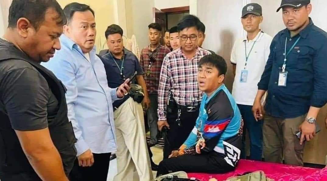 ជនដៃដល់ដែលបាញ់អធិការរង នៃអធិការដ្ឋាននគរបាលក្រុងព្រះសីហនុ និងអ្នកជួញដូរអាវុធត្រូវសមត្ថកិច្ចបង្ក្រាបបានចំនួន ៦នាក់ ព្រមទាំងដកហូតអាវុធជាច្រើនដើម
