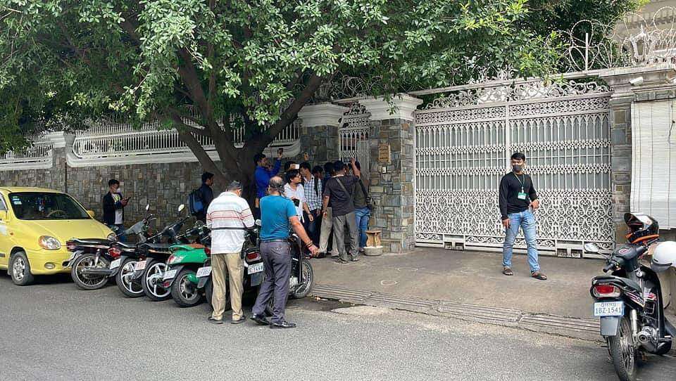 BREAKING៖ ជនដៃដល់ដែលបានបាញ់សម្លាប់បុរសម្នាក់ដែលជាអង្គរក្សនៅខណ្ឌបឹងកេងកង កាលពីម្សិលមិញ ត្រូវបានសមត្ថកិច្ចចាប់ខ្លួនបានហើយ នៅព្រឹកថ្ងៃទី៦ កក្កដា ២០២២ នៅទឹកដីខេត្តកណ្តាល