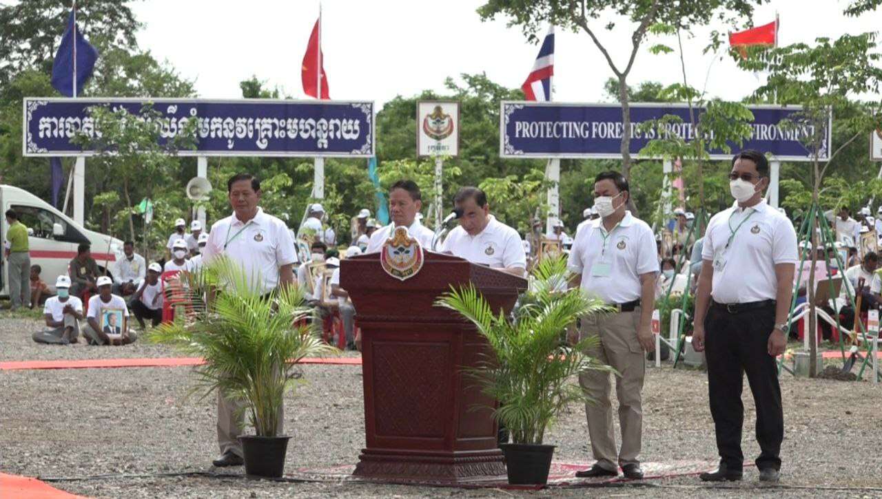 រដ្ឋមន្ត្រីកសិកម្ម៖ បច្ចុប្បន្ន វិស័យកសិកម្មជាវិស័យអាទិភាពមួយ បាននឹងកំពុងរួមចំណែកយ៉ាងសំខាន់ក្នុងការទ្រទ្រង់កំណើនសេដ្ឋកិច្ចជាតិ ធានាសន្តិសុខស្បៀង និងជំរុញការអភិវឌ្ឍសេដ្ឋកិច្ចជនបទ