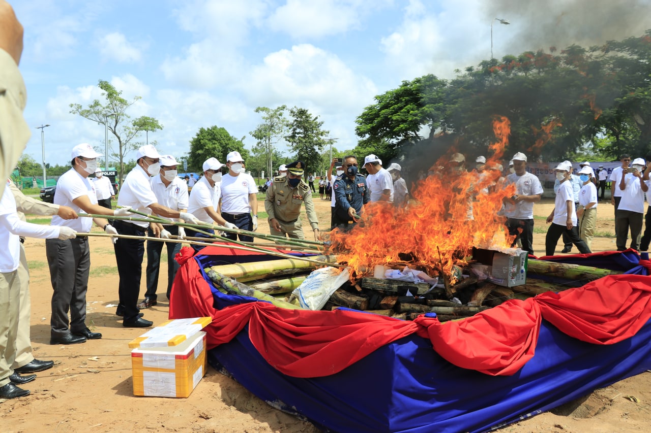 គ្រឿងញៀនប្រមាណជិត ១១គីឡូក្រាម ត្រូវបានដុតបំផ្លាញក្នុងទិវាអន្តរជាតិប្រយុទ្ធប្រឆាំងគ្រឿងញៀន ២៦ មិថុនា