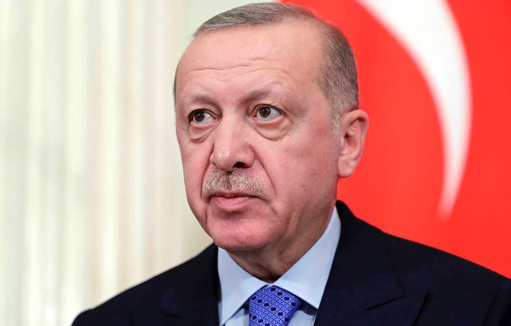 ប្រធានាធិបតីតួកគីលោក Erdogan បានលើកឡើងថា៖ “ការចាប់ផ្តើមនៃការដឹកជញ្ជូនគ្រាប់ធញ្ញជាតិពីអ៊ុយក្រែនតាមសមុទ្រខ្មៅនៅប៉ុន្មានថ្ងៃខាងមុខនេះ នឹងរួមចំណែកដ៏សំខាន់មួយក្នុងការយកឈ្នះលើវិបត្តិស្បៀងអាហារពិភពលោក” – TASS