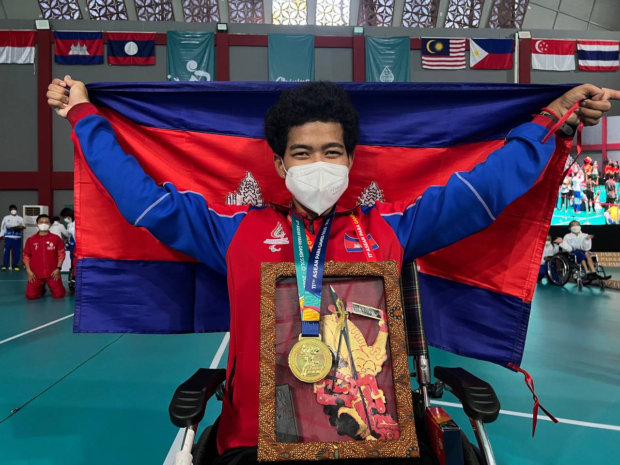 អបអរសាទរ! ពិធីបំពាក់មេដាយមាសជូនកីឡាការិនីសាល សាស