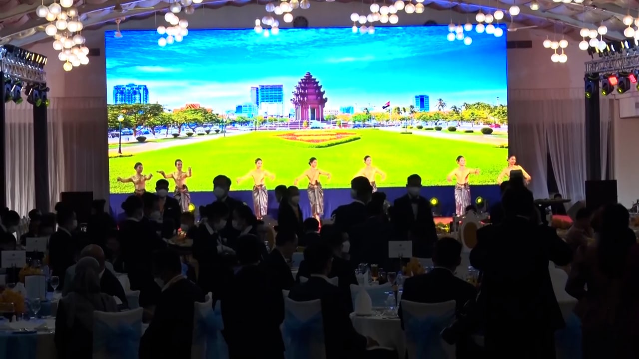 រដ្ឋមន្រ្តីការបទេសអាស៊ាន អញ្ជើញទទួលទានអាហារពេលល្ងាច រៀបចំស្វាគមន៍ដោយ ឯកឧត្តម ប្រាក់ សុខុន