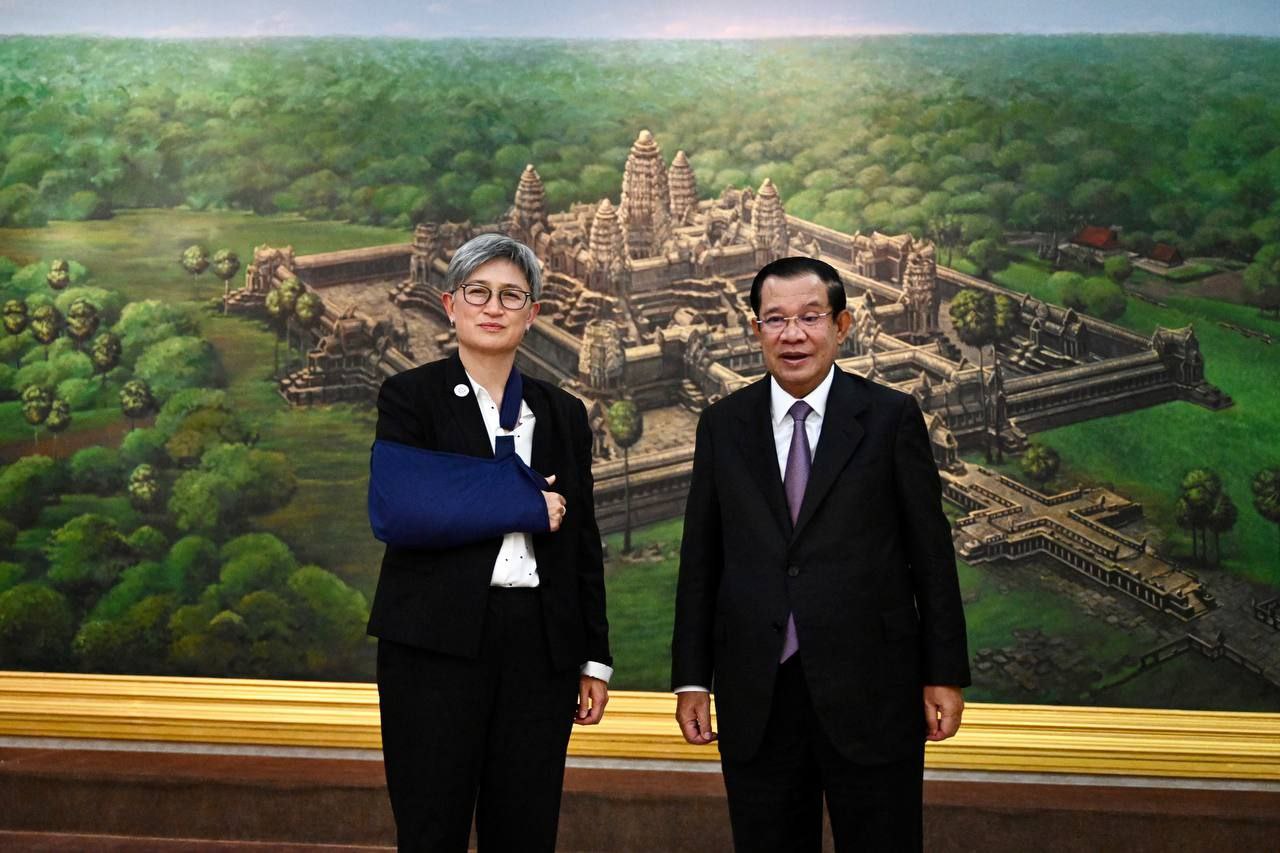 សម្ដេចតេជោ ហ៊ុន សែន ទទួលជួបពិភាក្សាការងារជាមួយរដ្ឋមន្ត្រីការបរទេសអូស្រ្តាលី