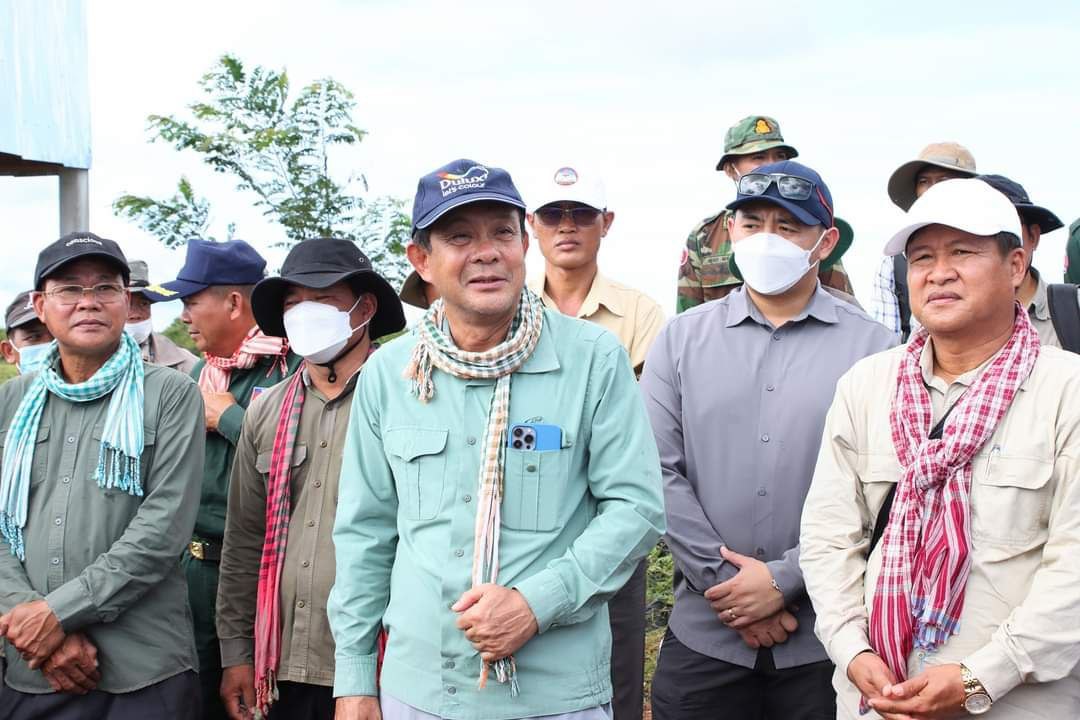 អភិបាលខេត្តកំពង់ធំ អំពាវនាវដល់ប្រជាពលរដ្ឋ ដែលអាស្រ័យផលលើផ្ទៃដីនៅជុំវិញបឹងទន្លេសាប ត្រូវបញ្ឈប់កាប់ទន្ទ្រានដីព្រៃលិចទឹក ដែលជាទង្វើផ្ទុយពីច្បាប់ និងដើម្បីថែរក្សាធនធានធម្មជាតិ ឲ្យល្អប្រសើរឡើងវិញ