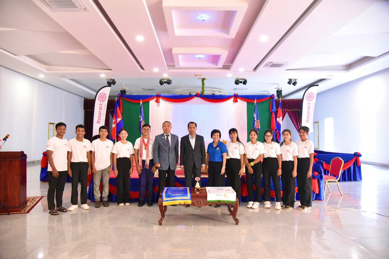 ឯកឧត្តម នេត្រ ភក្រ្តា អញ្ជើញចូលរួមក្នុងពិធីប្រកាសទទួលខ្លួនក្លឹប Rotary ប្រចាំខេត្តសៀមរាប
