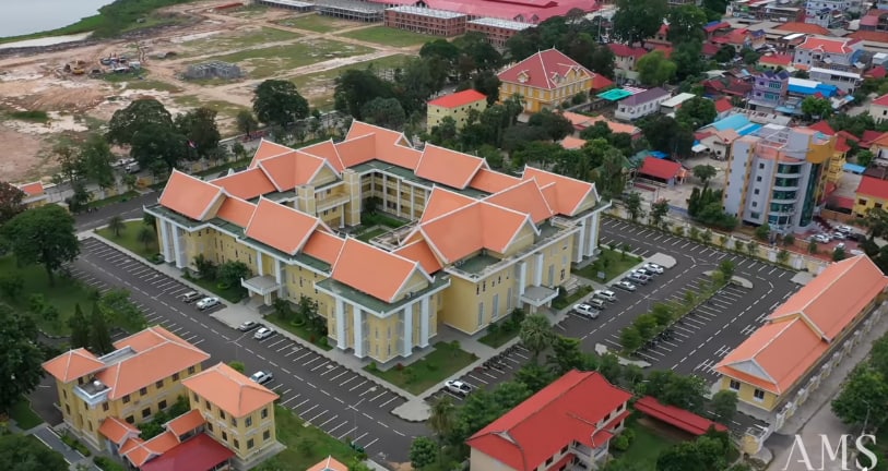 ខេត្តព្រៃវែង x បងលួចមើលស្រីពីចម្ងាយ (ស៊ីន ស៊ីសាមុត)