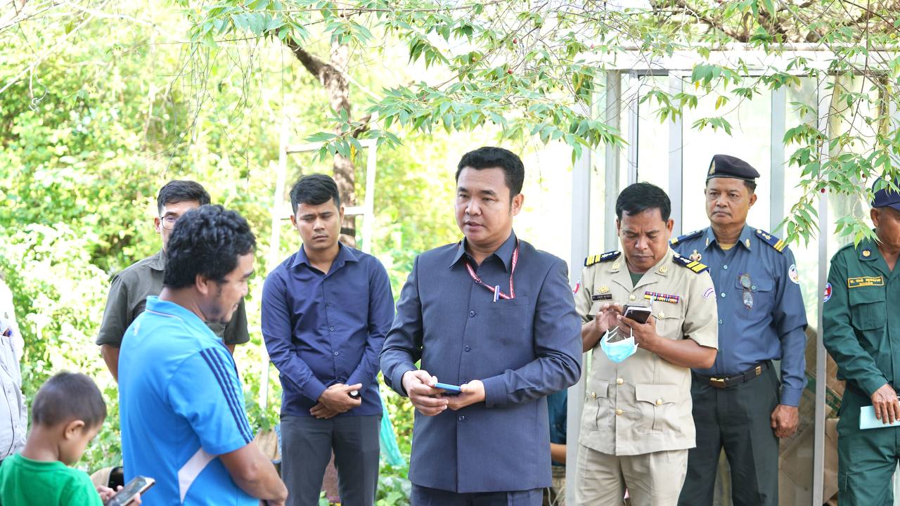 ឯកឧត្តម  ប៉ាន់ខែម  ប៊ុនថន  បានបញ្ជាក់សង្កត់ធ្ងន់ថា ” សម្តេចតេជោ  ហ៊ុន   សែន  នាយករដ្ឋមន្ត្រី  មិនមានទម្លាប់គាំទ្រលទ្ធិទំយើ បុគ្គលឡើយ”