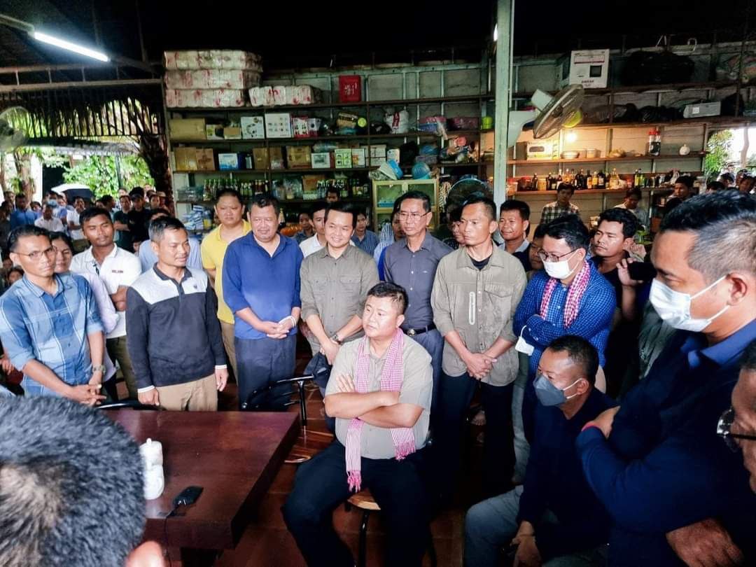ចំនួនប្រជាពលរដ្ឋនៅចម្ការម្រេចរបស់លោក ខឹម វាសនា មិនទាន់មានការថមថយនោះទេ